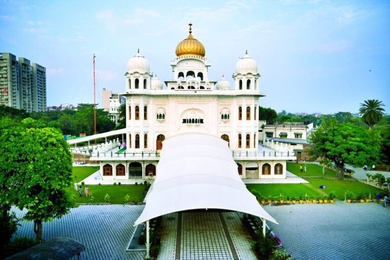 ਗੁ ਸਿੰਘ ਸ਼ਹੀਦਾਂ ਸੋਹਾਣਾ ਵਿਖੇ ਬਹੁਮੰਜਿਲੀ ਕਾਰ ਪਾਰਕਿੰਗ ਦੀ ਗਰਾਉਂਡ ਫਲੋਰ ਦੇ ਲੈਂਟਰ ਦੀ ਸੇਵਾ 29 ਜਨਵਰੀ ਨੂੰ…