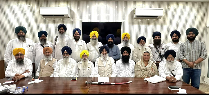 ਸ਼੍ਰੋਮਣੀ ਅਕਾਲੀ ਦਲ ਅੰਮ੍ਰਿਤਸਰ ਦੇ ਪ੍ਰਧਾਨ ਸ. ਸਿਮਰਜੀਤ ਸਿੰਘ ਮਾਨ ਦੀ ਅਗਵਾਈ ‘ਚ ਰਾਜਸ਼ੀ ਮਾਮਲਿਆਂ ਬਾਰੇ ਕਮੇਟੀ ਦੀ ਮੀਟਿੰਗ ਲੲਏ ਅਹਿਮ ਫੈਸਲੇ…